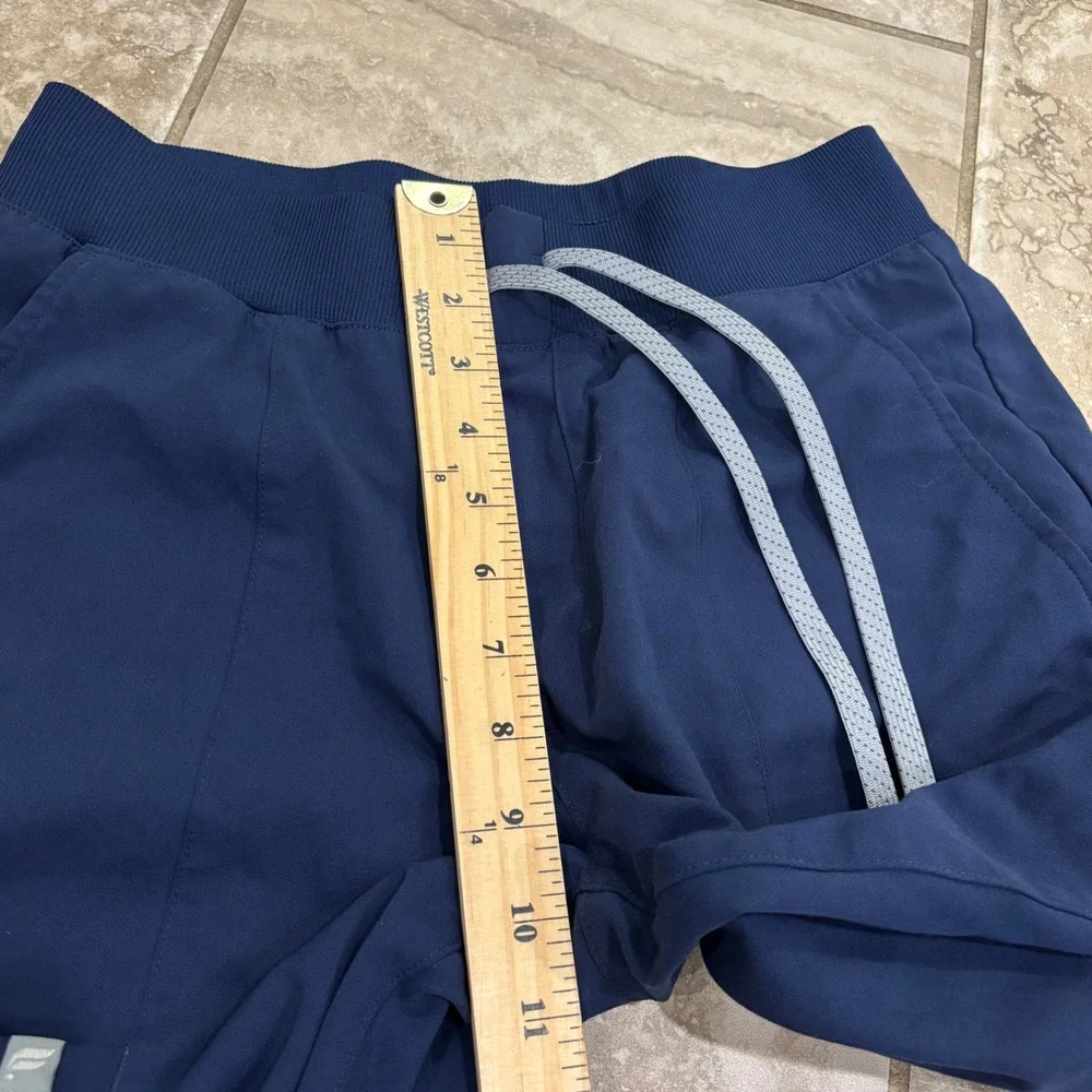 Fabletics Women Navy Blue Scrub Set V-Neck Top and Jogger Pants Size Small
